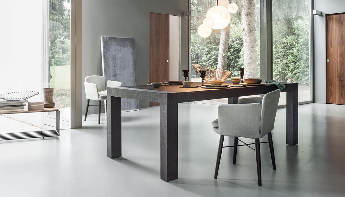 DUECI 餐桌