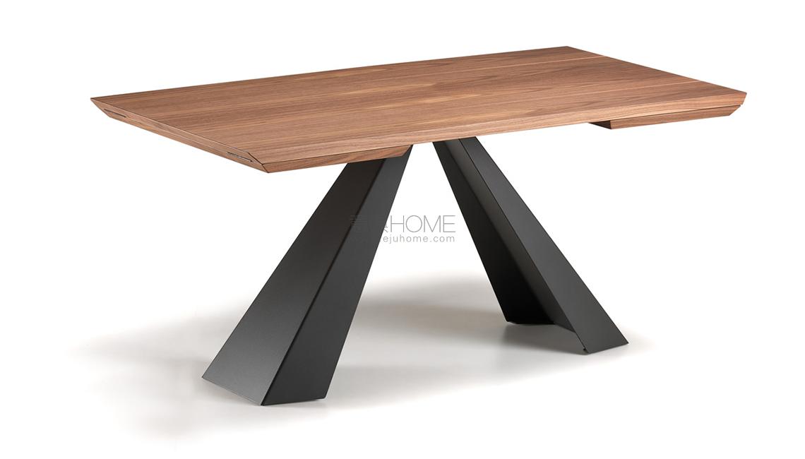Eliot Wood Drive长餐桌