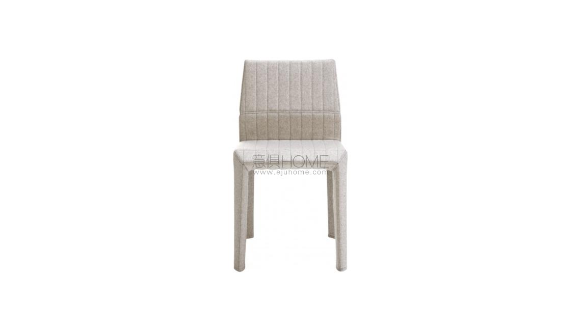 FACETT餐椅