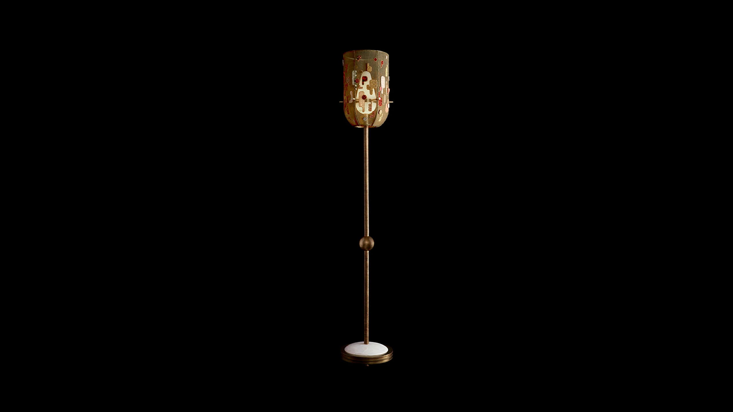 APPARATUSHAND-EMBROIDERED FLOOR LAMP落地灯