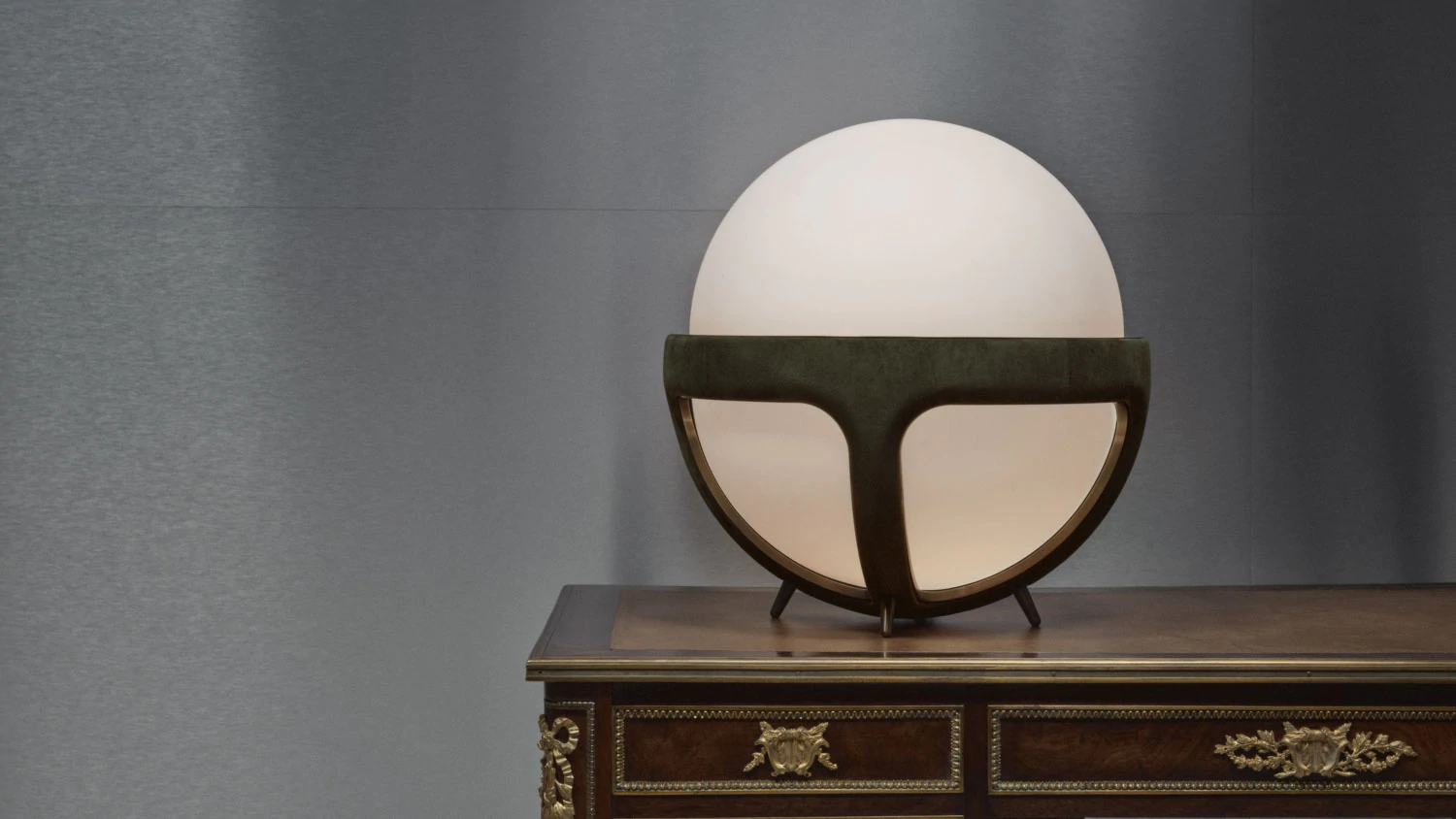 APPARATUSREPRISE  TABLE LAMP台灯